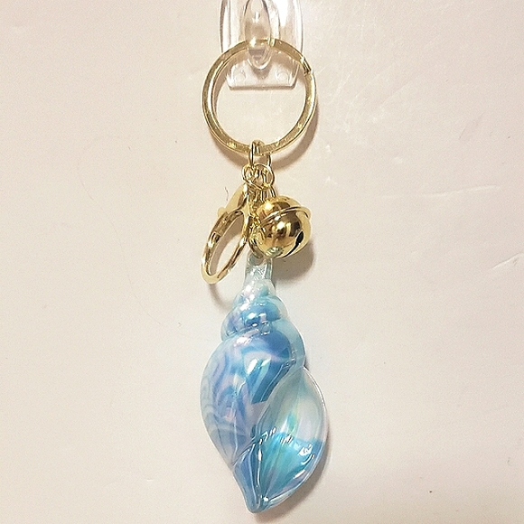 Acrylic Seashell Keychains/Purse Charms, NWT - Picture 3 of 6